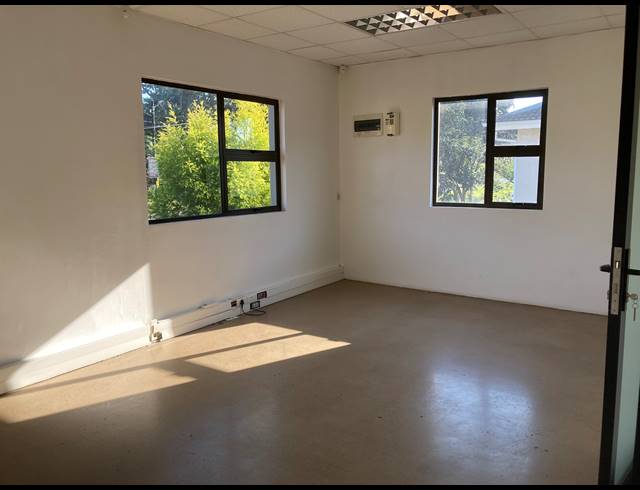 183M² OFFICE TO LET IN GILLITTS
